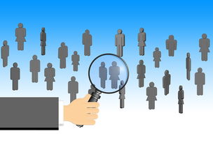 爱游戏平台-比赛中阵容调整是否能带动进攻节奏，如何选择比赛阵型